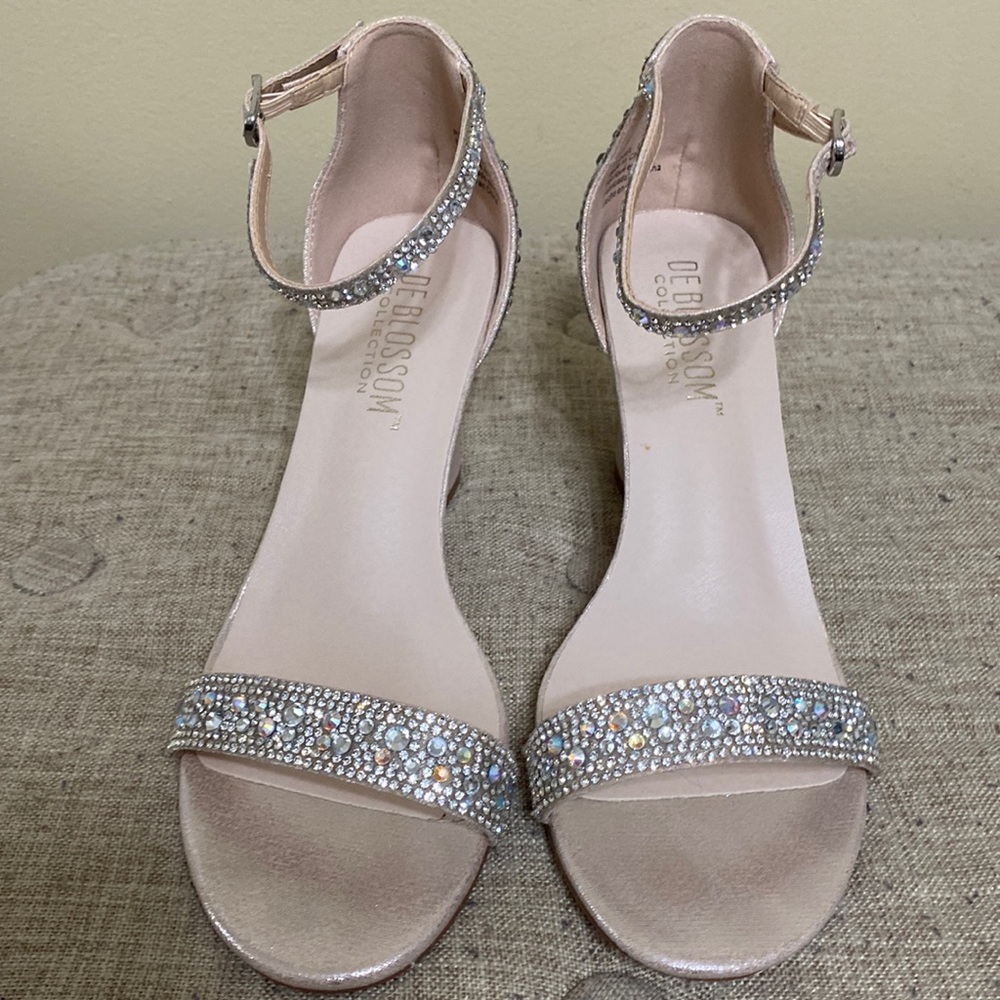 Glamorous rose gold blush sandals with rhinestones size 8